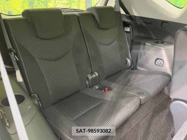 Toyota PRIUS ALPHA 2015-10 282492-10