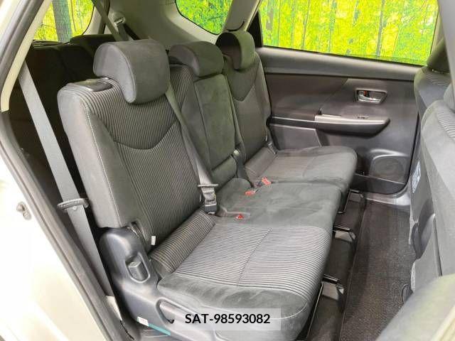 Toyota PRIUS ALPHA 2015-10 282492-9