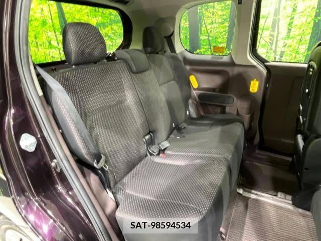 Toyota SPADE 2014-12 378124-9