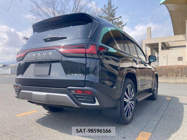 Lexus LX 2023-01 242281-9