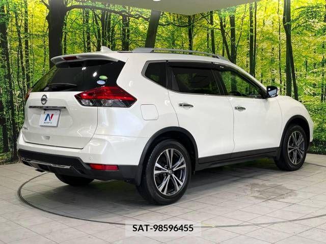 Nissan X-TRAIL 2017-07 330782-17