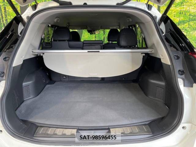 Nissan X-TRAIL 2017-07 330782-11
