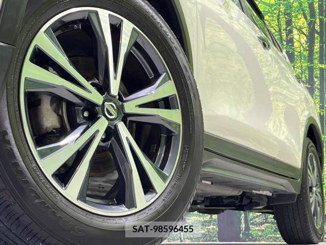 Nissan X-TRAIL 2017-07 330782-13