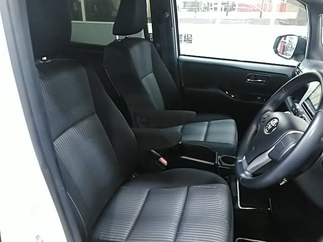Toyota VOXY 2019-04 7750-9