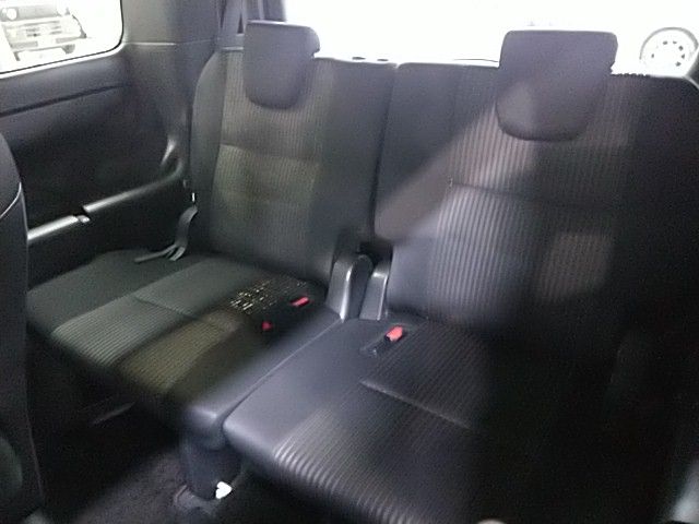 Toyota VOXY 2019-04 7750-13