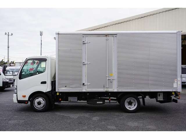 Hino DUTRO 2017-01 18181-2