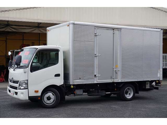 Hino DUTRO 2017-01 18181-8
