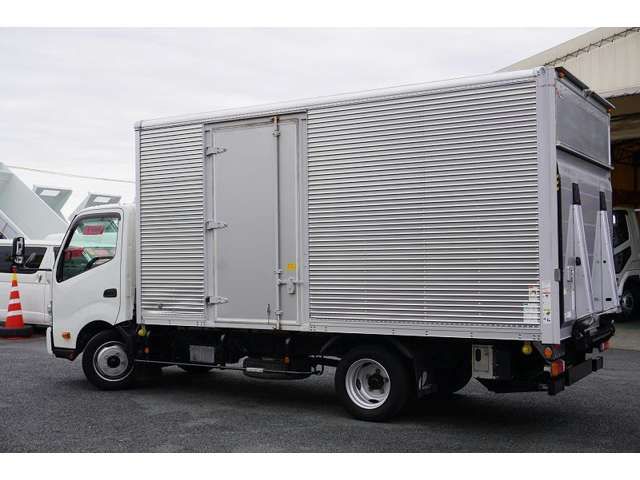 Hino DUTRO 2017-01 18181-6