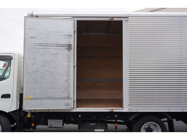 Hino DUTRO 2017-01 18181-18