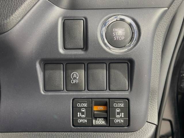 Toyota VOXY 2014-10 18215-6