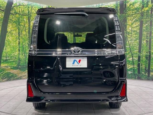 Toyota VOXY 2014-10 18215-16