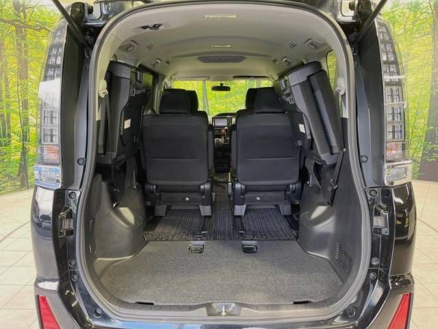 Toyota VOXY 2014-10 18215-11
