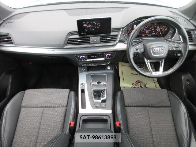 Audi Q5 2018-11 350290-1
