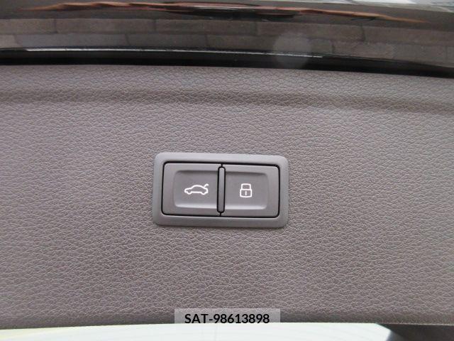 Audi Q5 2018-11 350290-9
