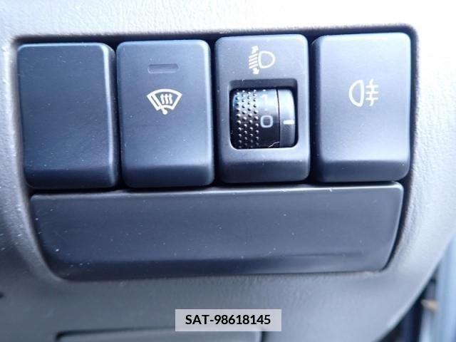 Subaru FORESTER 2005-07 352671-24