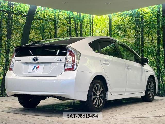 Toyota PRIUS 2012-07 366327-17