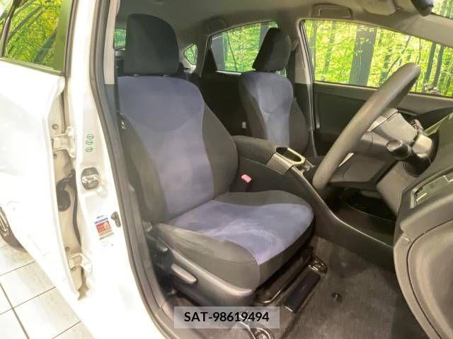 Toyota PRIUS 2012-07 366327-8