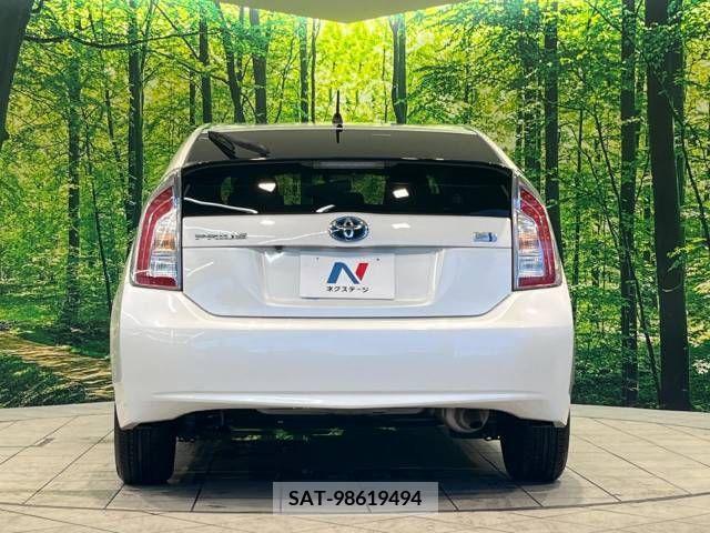 Toyota PRIUS 2012-07 366327-15