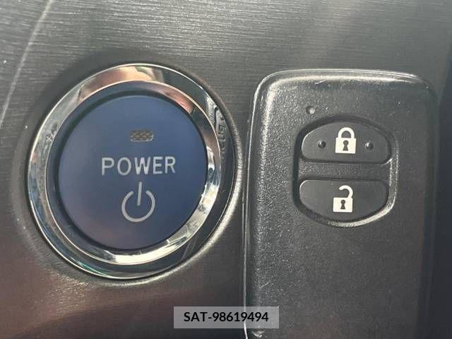 Toyota PRIUS 2012-07 366327-4