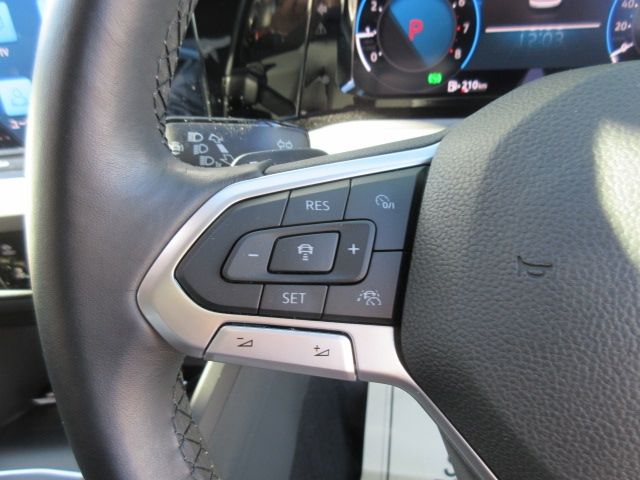 VolksWagen GOLF 2021-09 187452-12
