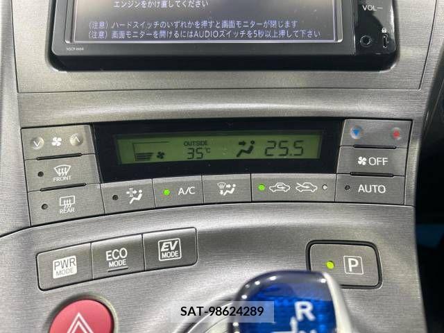 Toyota PRIUS 2015-09 382701-5