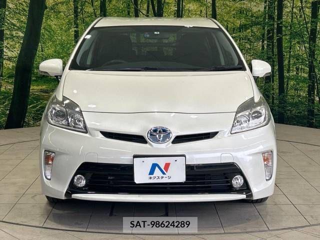 Toyota PRIUS 2015-09 382701-14