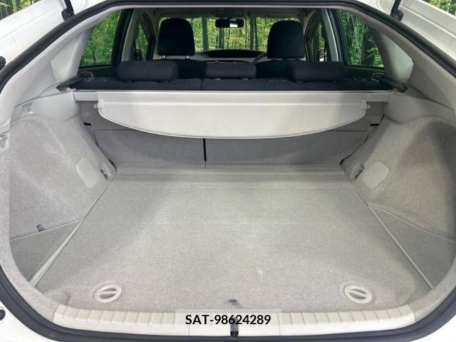Toyota PRIUS 2015-09 382701-10