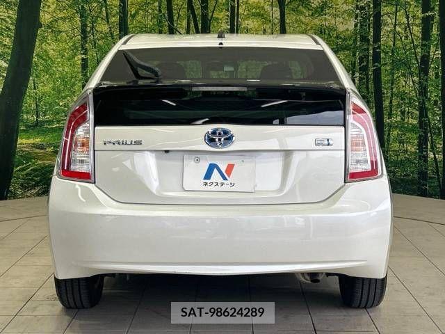 Toyota PRIUS 2015-09 382701-15