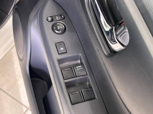 Honda N-ONE 2012-01 10385-4