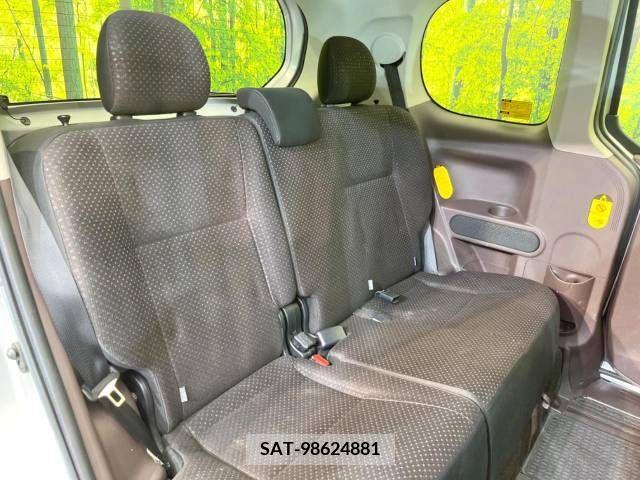 Toyota SPADE 2012-09 256882-9