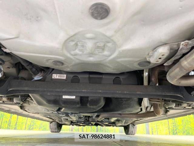 Toyota SPADE 2012-09 256882-19