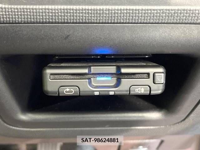 Toyota SPADE 2012-09 256882-4