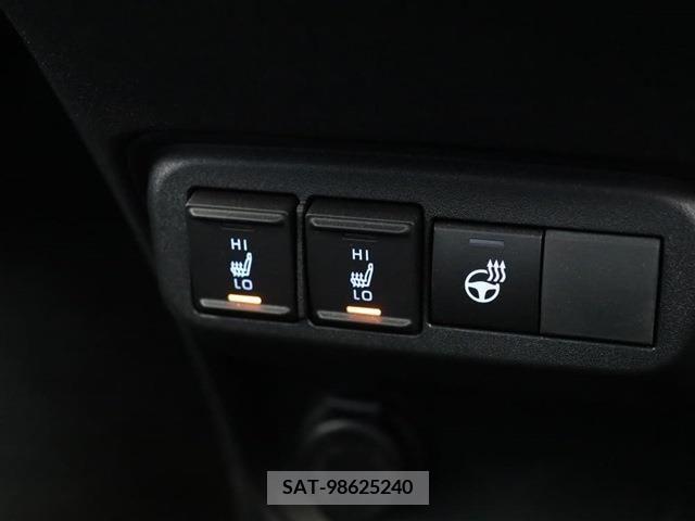 Toyota SIENTA 2022-10 368166-8
