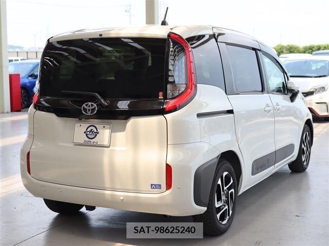 Toyota SIENTA 2022-10 368166-4