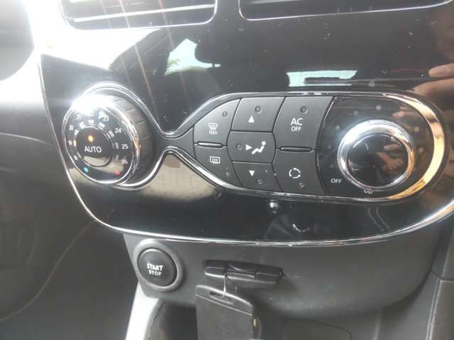 Renault LUTECIA 2013-12 10188-8