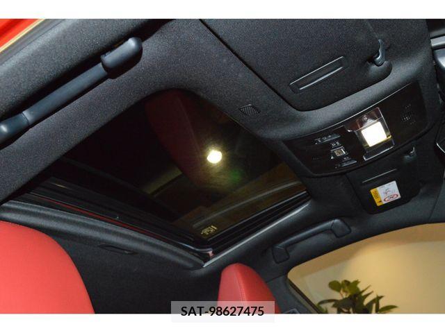 Lexus IS 2021-06 275412-15