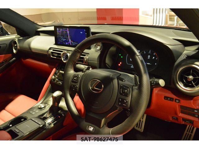 Lexus IS 2021-06 275412-7