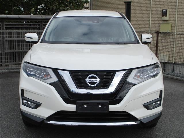 Nissan X-TRAIL 2017-07 18132-2