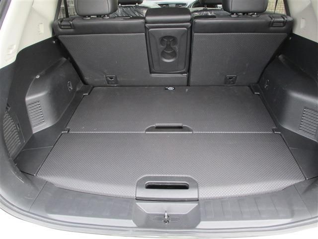 Nissan X-TRAIL 2017-07 18132-13