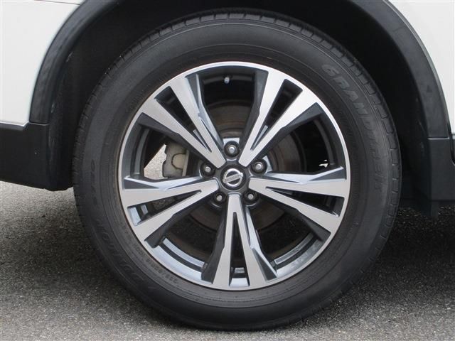 Nissan X-TRAIL 2017-07 18132-11
