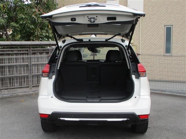 Nissan X-TRAIL 2017-07 18132-12