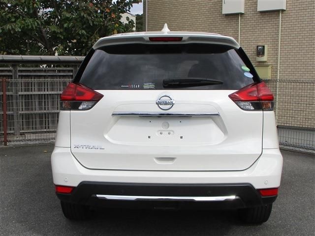 Nissan X-TRAIL 2017-07 18132-4