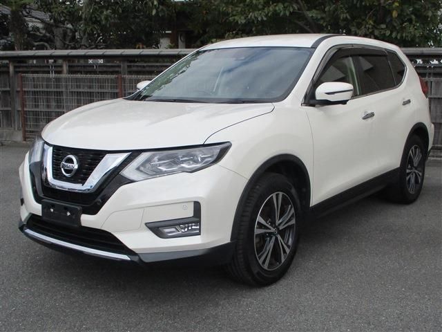 Nissan X-TRAIL 2017-07 18132-0
