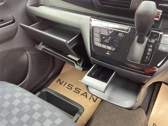 Nissan DAYZ 2020-03 7678-15