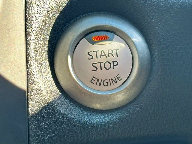 Nissan NOTE 2018-09 29058-5