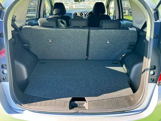 Nissan NOTE 2018-09 29058-17