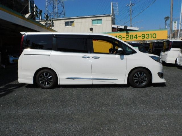 Toyota ESQUIRE 2021-10 9962-17