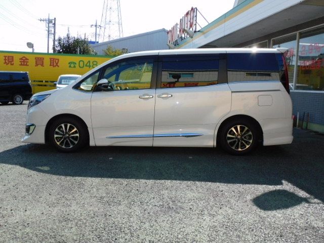 Toyota ESQUIRE 2021-10 9962-18