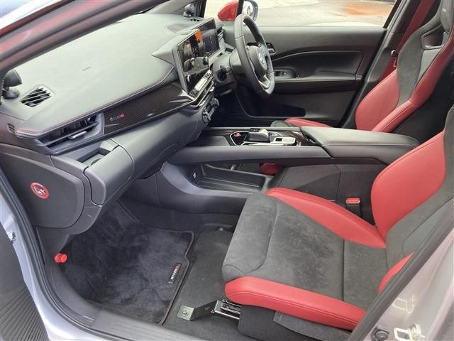 Nissan AURA 2021-11 1651-6