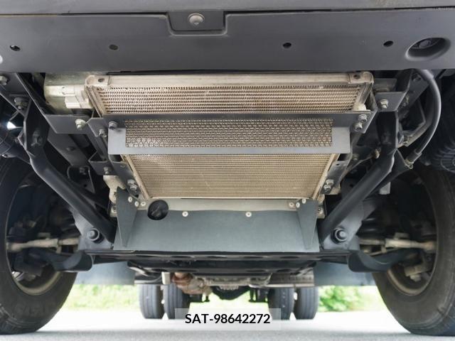 Isuzu ELF TRUCK 2017-01 387959-21